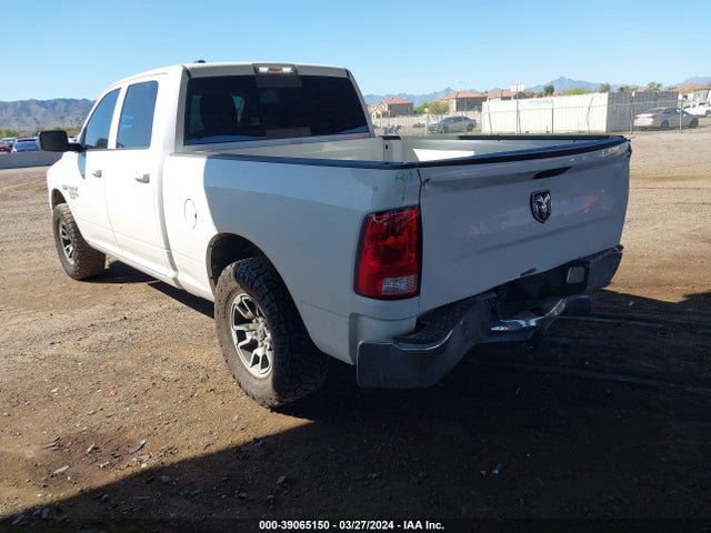 RAM 1500 Classic Slt  4x2 6'4 Box 2019 1C6RR6TT2KS593770 Image 3