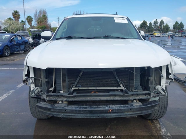 Chevrolet Suburban 1500 Lt 2014 1GNSCJE02ER108709 Image 13
