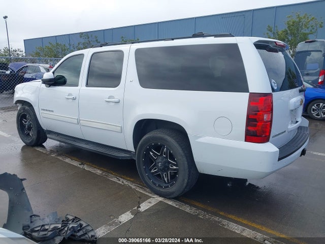 Chevrolet Suburban 1500 Lt 2014 1GNSCJE02ER108709 Image 3