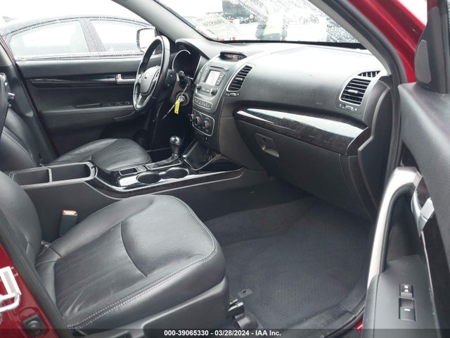 KIA SORENTO LX 2015 5XYKT3A69FG625892 Image 5