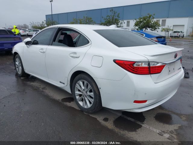 JTHBW1GG1F2089508 Lexus ES 300H