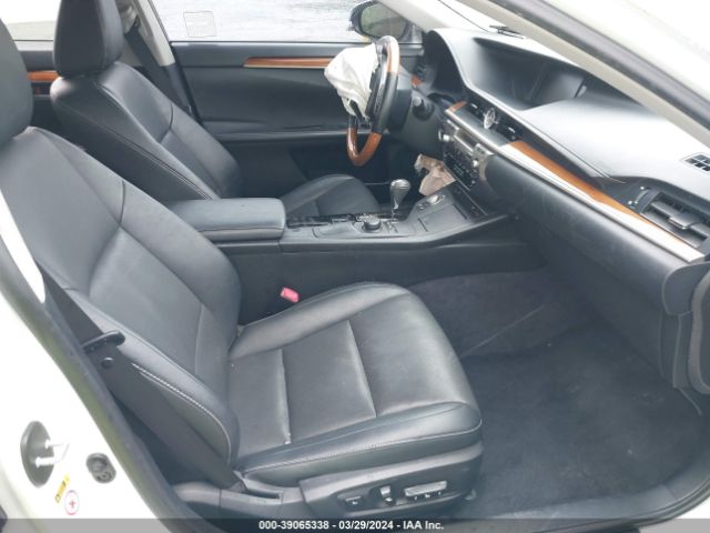 JTHBW1GG1F2089508 Lexus ES 300H