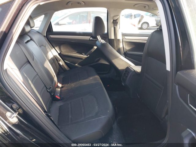 1VWSA7A38MC011708 Volkswagen Passat 2.0t Se