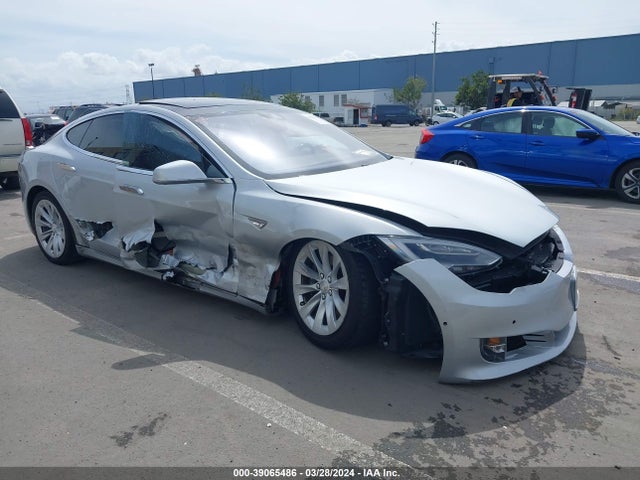 2016 TESLA MODEL S 5YJSA1E28GF153324 Photo 0