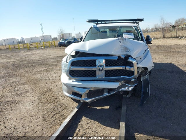1C6RR7FTXLS148812 RAM 1500 Classic Tradesman Quad Cab 4x4 6'4 Box