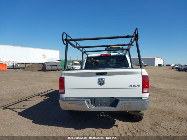 1C6RR7FTXLS148812 RAM 1500 Classic Tradesman Quad Cab 4x4 6'4 Box