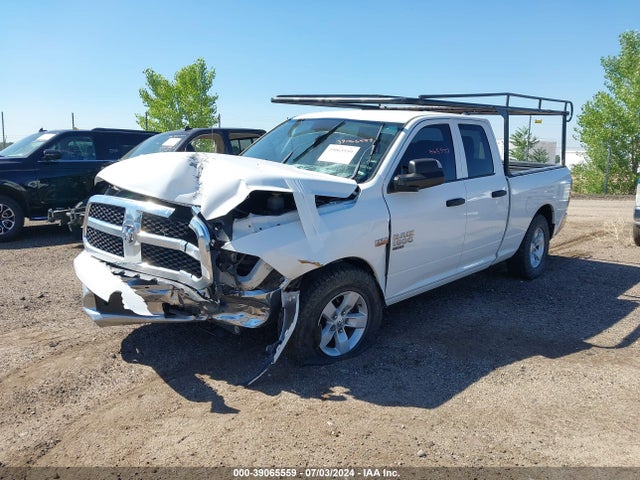 1C6RR7FTXLS148812 RAM 1500 Classic Tradesman Quad Cab 4x4 6'4 Box