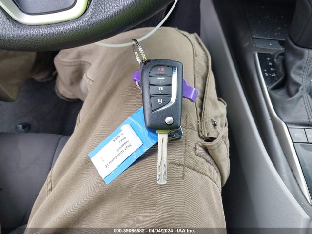 Toyota CAMRY LE 2022 4T1C11AK8NU632997 Image 11