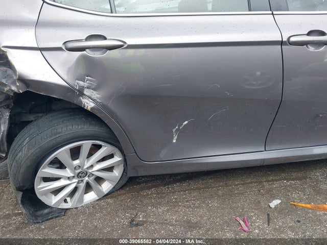 Toyota CAMRY LE 2022 4T1C11AK8NU632997 Image 17