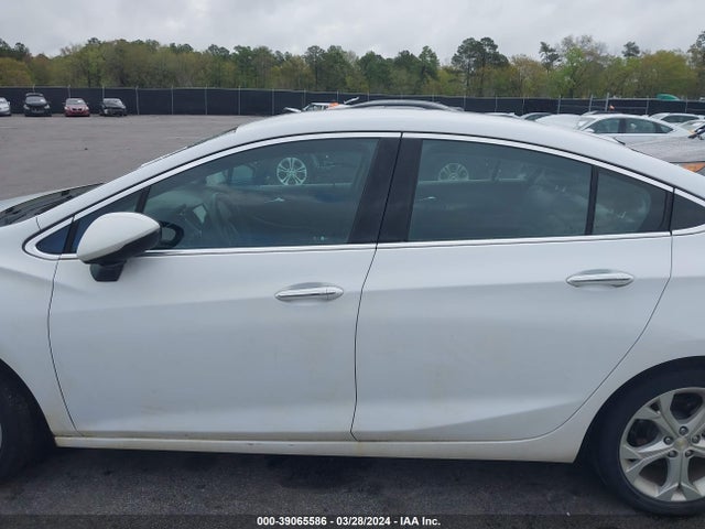 Chevrolet Cruze Premier Auto 2017 1G1BF5SM9H7231625 Image 14