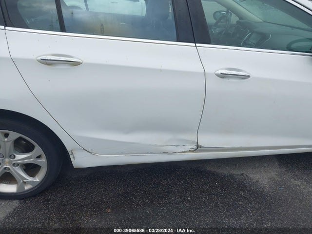 Chevrolet Cruze Premier Auto 2017 1G1BF5SM9H7231625 Image 6