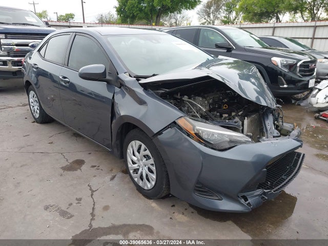 Toyota COROLLA LE 2019 5YFBURHE1KP949356 Image 1