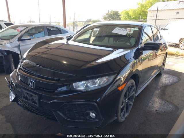 Honda Civic Sport 2018 SHHFK7H40JU415566 Image 2