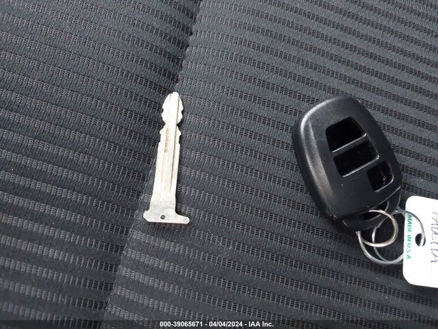 Toyota RAV4 LE 2015 2T3BFREVXFW350983 Image 11
