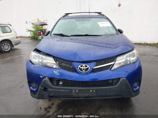 Toyota RAV4 LE 2015 2T3BFREVXFW350983 Image 12