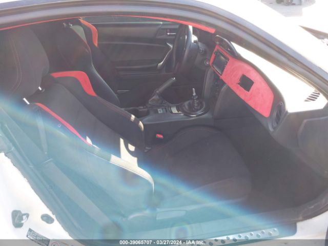 JF1ZNAA1XF9705131 Scion FR-S