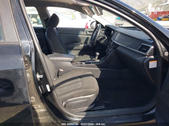 39065794 :رقم المزاد ، KNAGT4LE3H5018475 vin ، 2017 Kia Optima Hybrid مزاد بيع