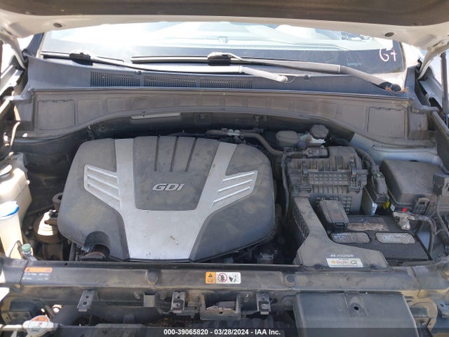 Hyundai Santa Fe Limited Ultimate 2017 KM8SR4HF8HU210232 Image 10