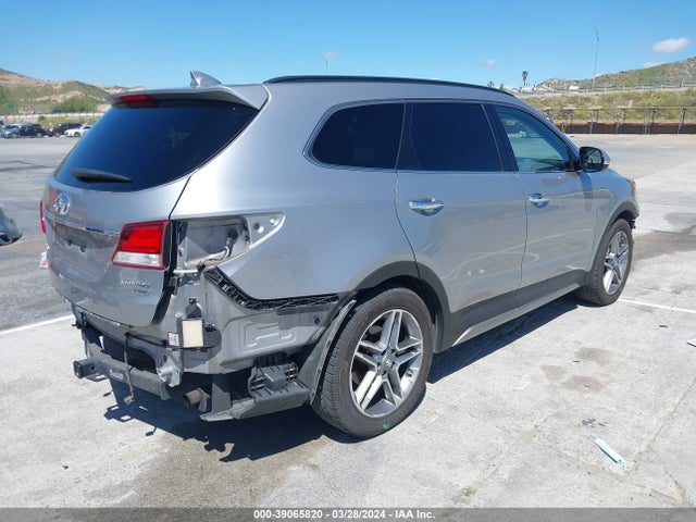 Hyundai Santa Fe Limited Ultimate 2017 KM8SR4HF8HU210232 Image 4