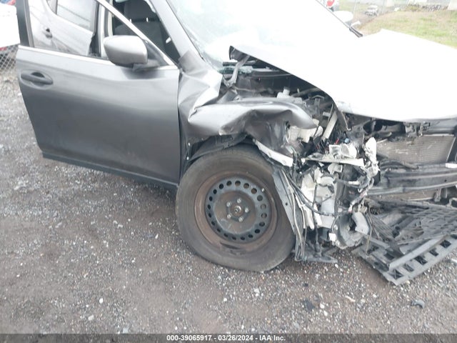 Nissan ROGUE S 2016 KNMAT2MT2GP632723 Image 12