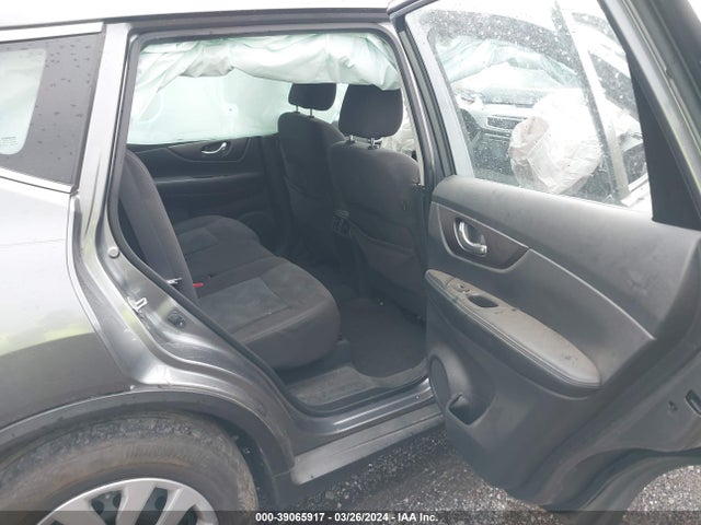Nissan ROGUE S 2016 KNMAT2MT2GP632723 Image 8