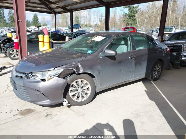 Toyota CAMRY LE 2015 4T4BF1FK4FR476566 Image 2