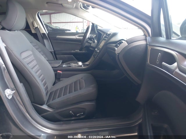 Ford FUSION SE 2019 3FA6P0HD9KR135905 Image 5