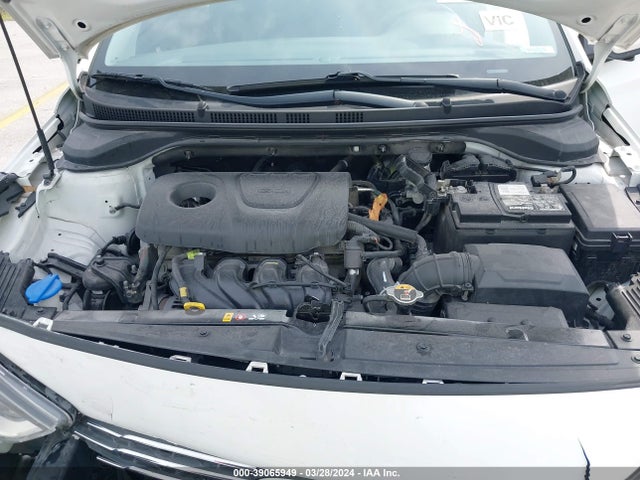 Hyundai ACCENT SE 2019 3KPC24A31KE050813 Image 10