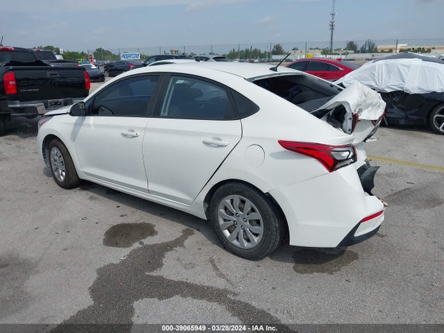 Hyundai ACCENT SE 2019 3KPC24A31KE050813 Image 3