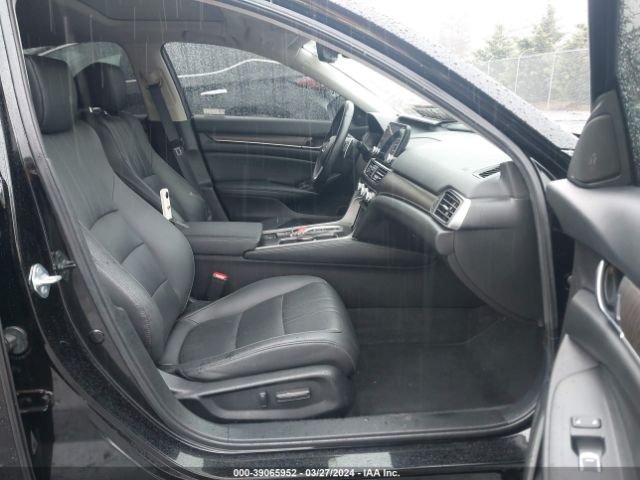 1HGCV3F90MA022457 Honda Accord Hybrid Touring