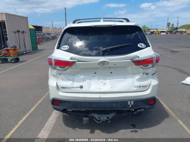 Toyota Highlander Xle V6 2016 5TDJKRFH8GS353674 Image 16