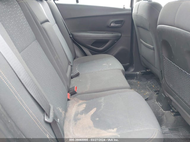 Chevrolet TRAX LS 2018 KL7CJKSBXJB721885 Image 8