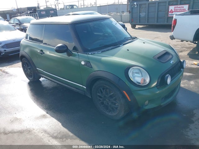 2009 MINI COOPER S WMWMF73599TW81347 Photo 0