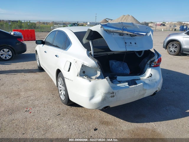 Nissan Altima 2.5 S 2015 1N4AL3AP7FN368461 Image 3