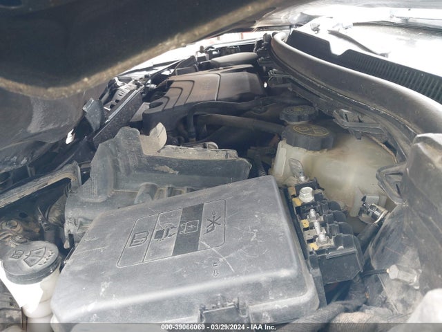 Chevrolet Cruze Ls Auto 2017 1G1BC5SM4H7108050 Image 10