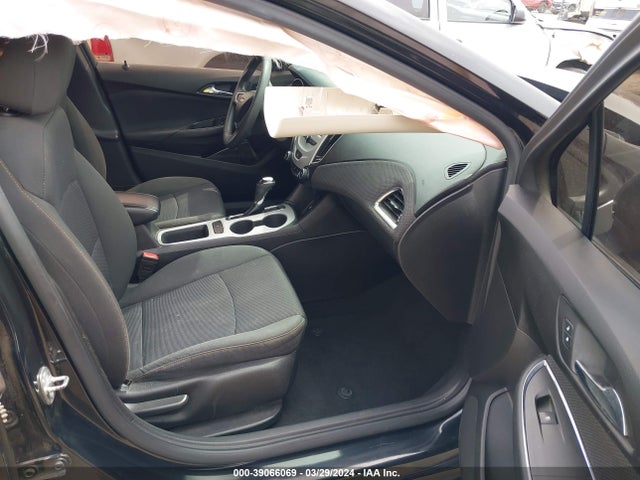 Chevrolet Cruze Ls Auto 2017 1G1BC5SM4H7108050 Image 5