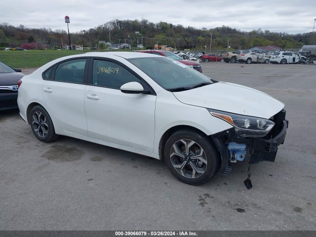 KIA Forte Lxs 2021 3KPF24AD8ME335825 Image 1