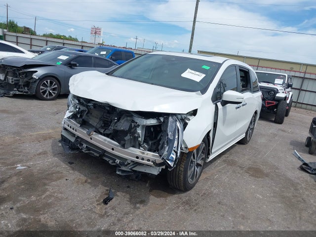 Honda Odyssey Touring 2021 5FNRL6H80MB027024 Image 2