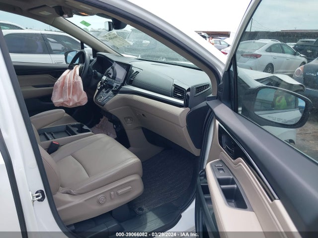 Honda Odyssey Touring 2021 5FNRL6H80MB027024 Image 5