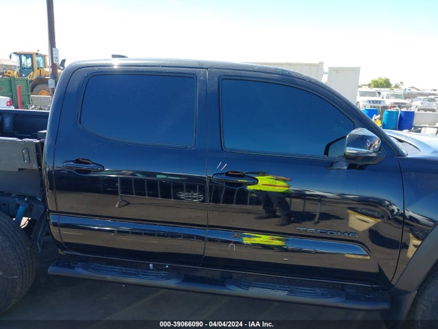 2023 Toyota Tacoma Trd Off Road მანქანა იყიდება აუქციონზე, vin: 3TMCZ5AN3PM559270, აუქციონის ნომერი: 39066090