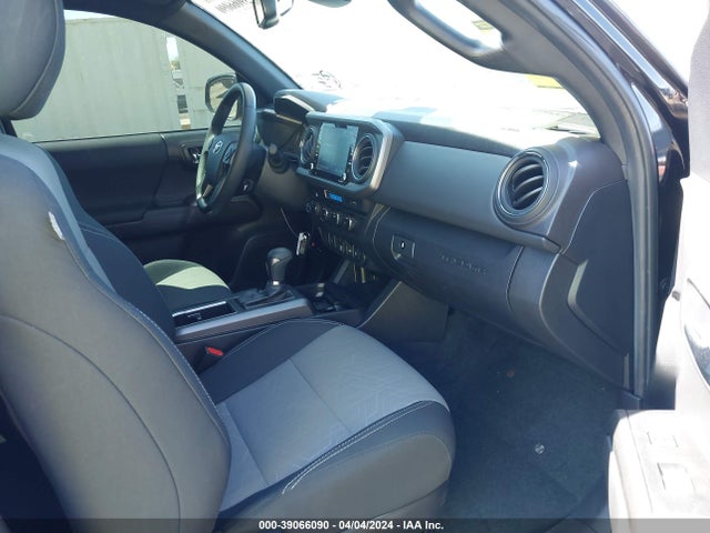 2023 Toyota Tacoma Trd Off Road მანქანა იყიდება აუქციონზე, vin: 3TMCZ5AN3PM559270, აუქციონის ნომერი: 39066090