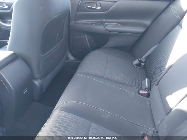 Nissan Altima 2.5 S 2018 1N4AL3AP7JC291756 Image 8