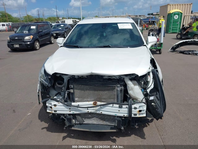 1GYKNARS7HZ106662 Cadillac Xt5 Standard