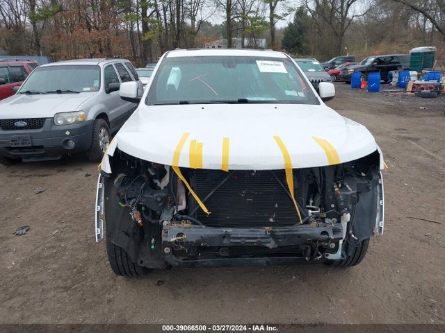 1C4RJFAGXFC863625 Jeep Grand Cherokee Laredo