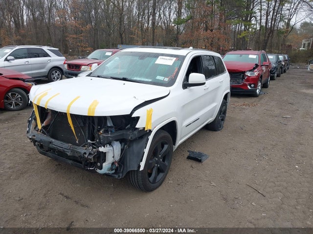 1C4RJFAGXFC863625 Jeep Grand Cherokee Laredo