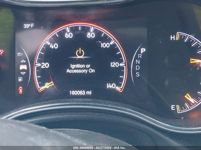 1C4RJFAGXFC863625 Jeep Grand Cherokee Laredo