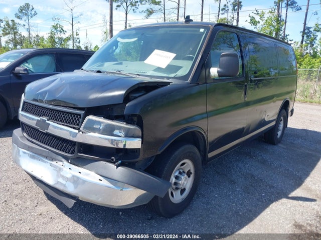 Chevrolet Express 2500 Work Van 2016 1GCWGAFFXG1157014 Image 2