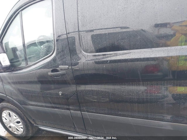 Ford Transit-150 2020 1FTYE1Y88LKB76842 Image 15