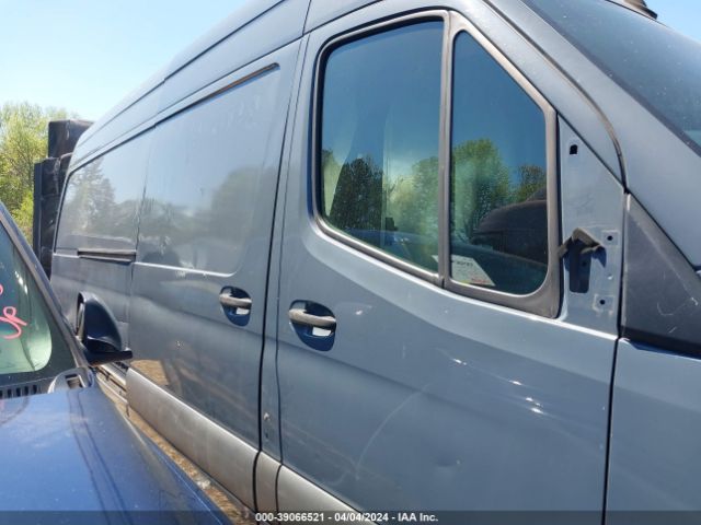 WD4PF1CD9KP138654 Mercedes-Benz Sprinter 2500 High Roof V6