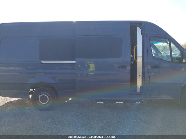 WD4PF1CD5KP149120 Mercedes-Benz Sprinter 2500 High Roof V6